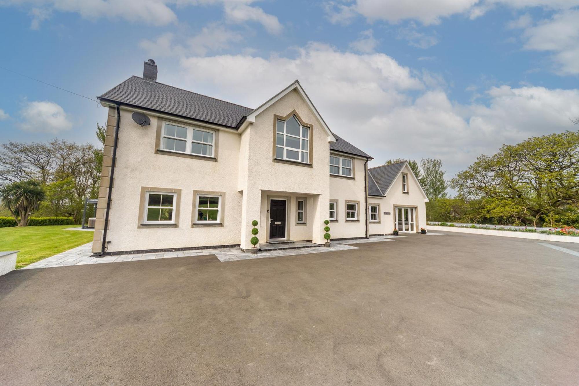 Villa Parc Y Deri Aberystwyth Exterior foto